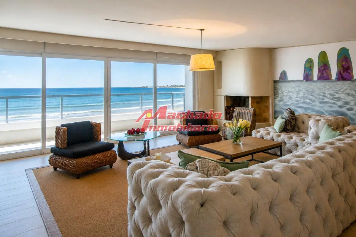Vende apartamento con vista al mar, de 4 dormitorios en Brava, Punta del Este 3