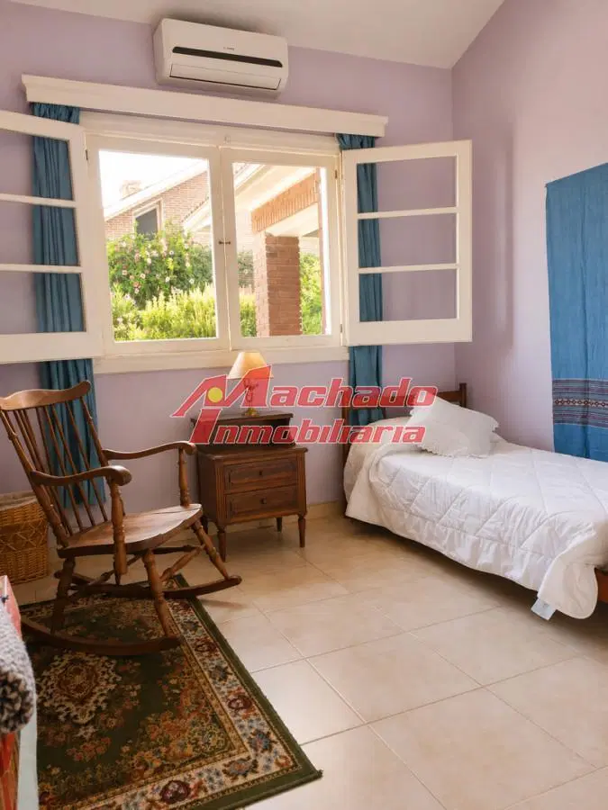 CASA EN VENTA 4 DORMITORIOS EN PLAYA MANSA 5