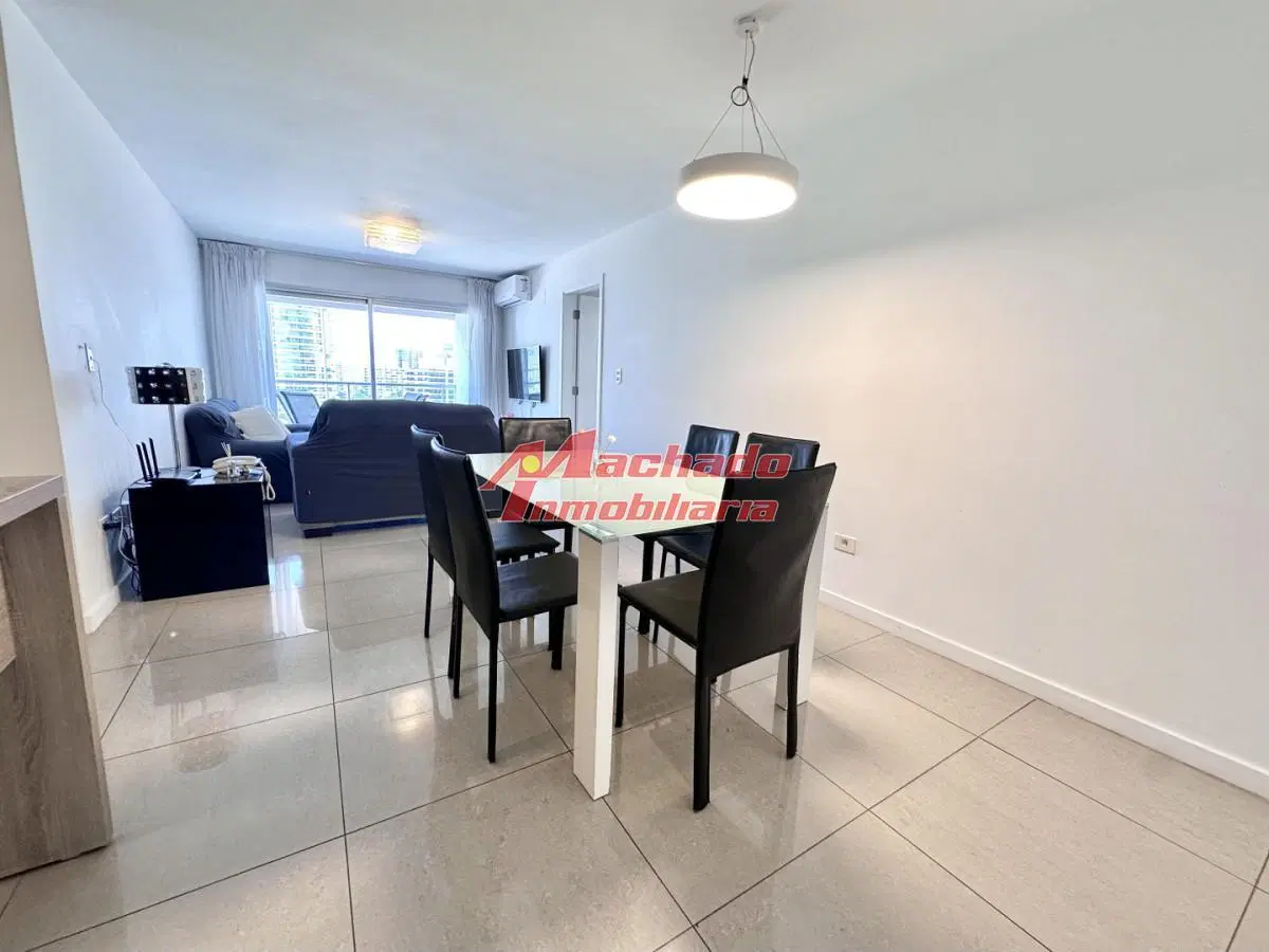 Apartamento Venta 2 dormitorios Brava Punta del Este 1