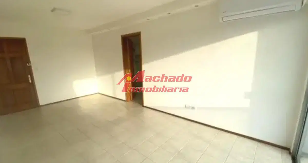 Venta de departamento en centro de Maldonado 2
