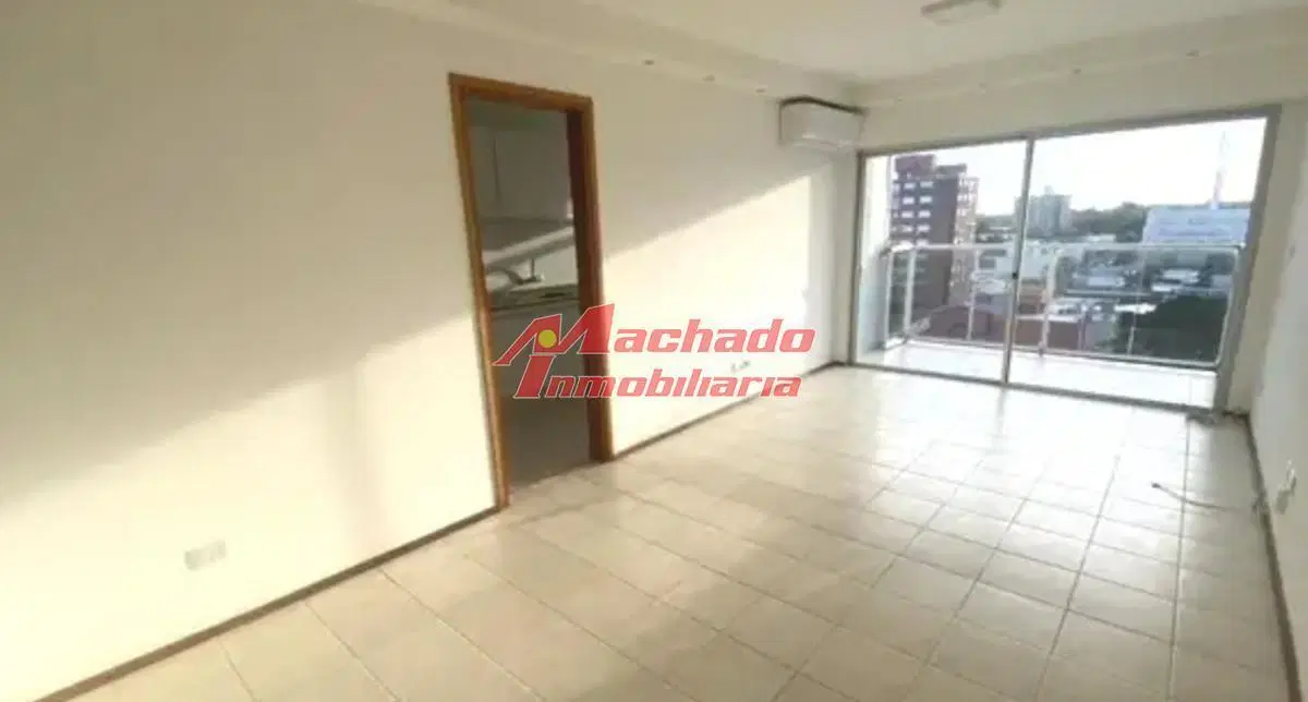Venta de departamento en centro de Maldonado 1