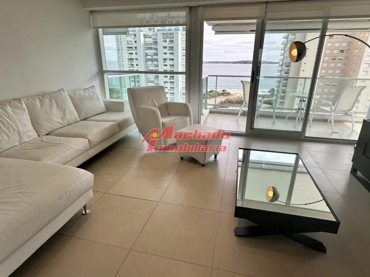 Departamento EN VENTAde 3 dormitorios en venta a pasos del mar. 1