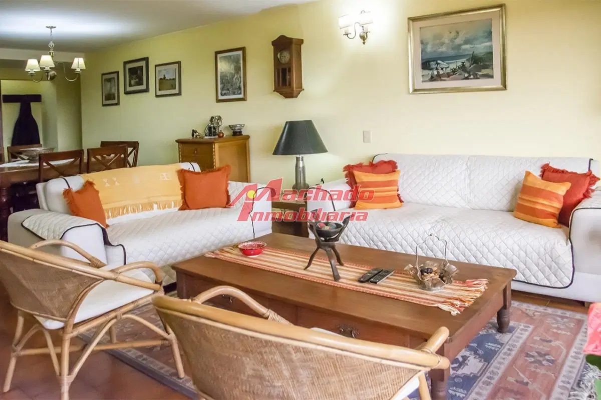 Venta Apartamento de 3 dormitorios en zona Roosevelt, Punta del Este. 5