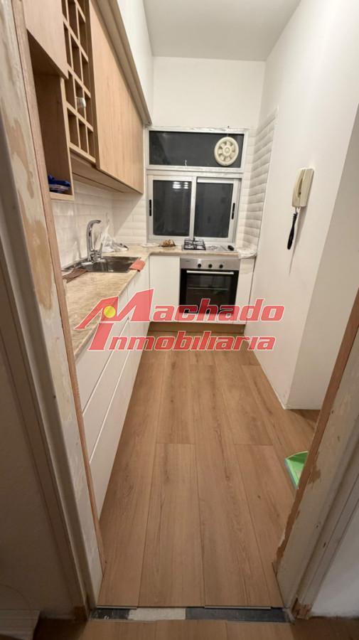 Foto de Apartamento en alquiler temporal. 2 dorm, primera linea playa Mansa, imagen 3