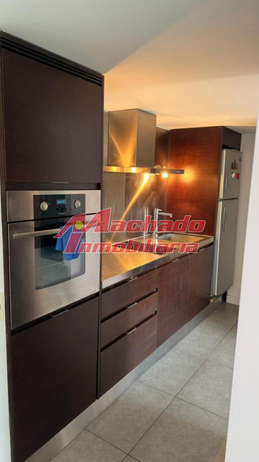 Foto de Apartamento en alquiler temporal. 1 y medio dorm, Torre de categoria, imagen 2