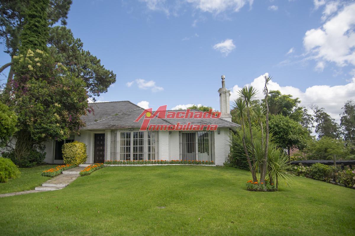 Foto de Vendemos hermosa casa en Punta del Este, imagen 5