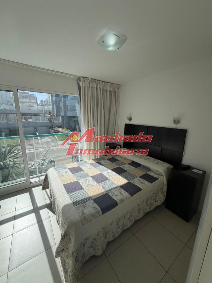 Foto de Apartamento de 1 dormitorio en Venta en Punta del este , Península, imagen 2