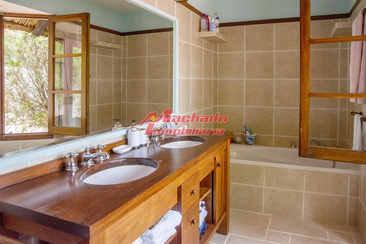Foto de En venta casa 2 dormitorios en Cantegril, imagen 3
