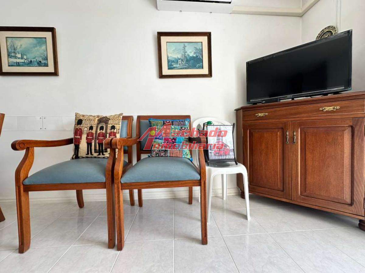 Foto de Apartamento de un dormitorio y medio en alquiler temporal, edificio con, imagen 2