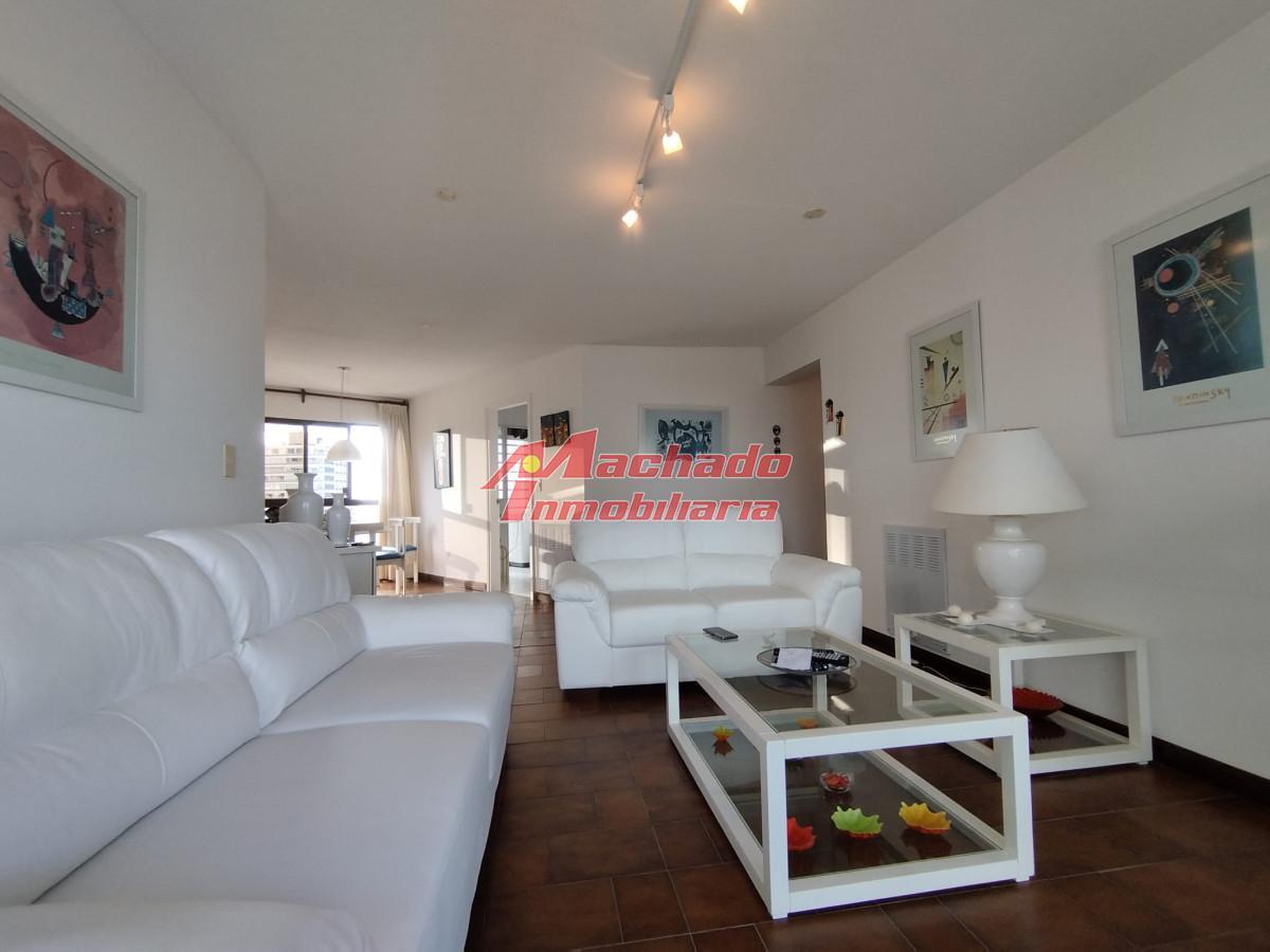 Foto de venta de apartamento sobre playa brava, imagen 3