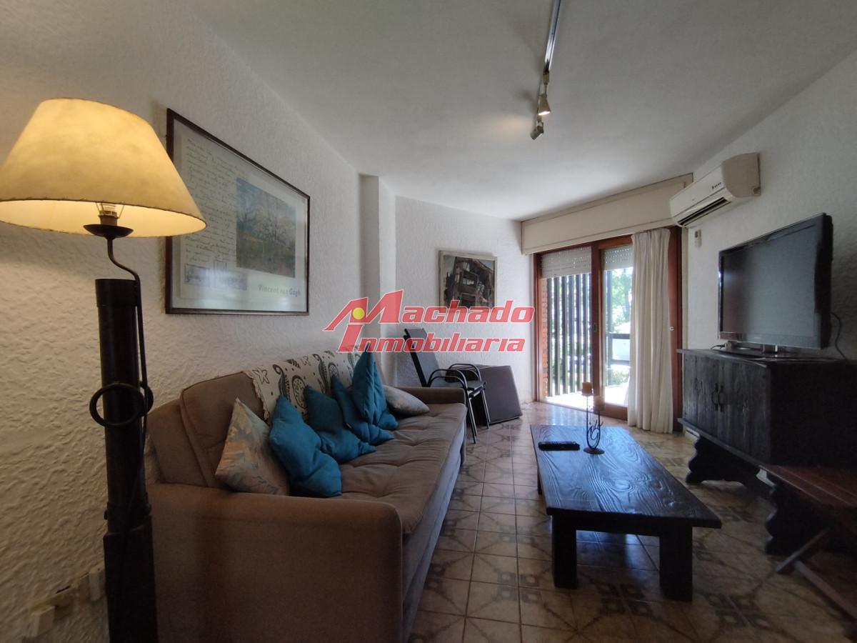 Foto de Departamento de dos dormitorios en venta en Punta del Este, imagen 4