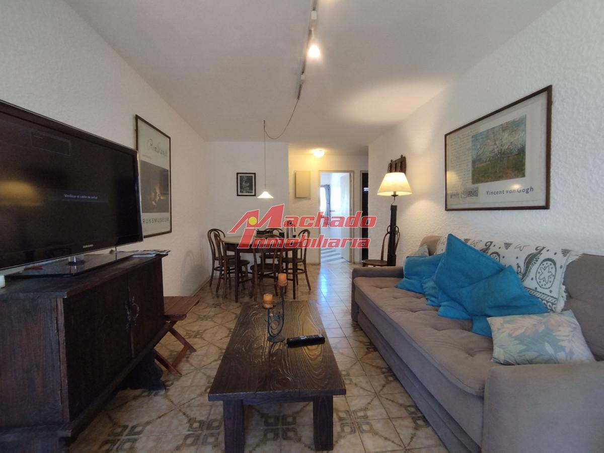 Foto de Departamento de dos dormitorios en venta en Punta del Este, imagen 1