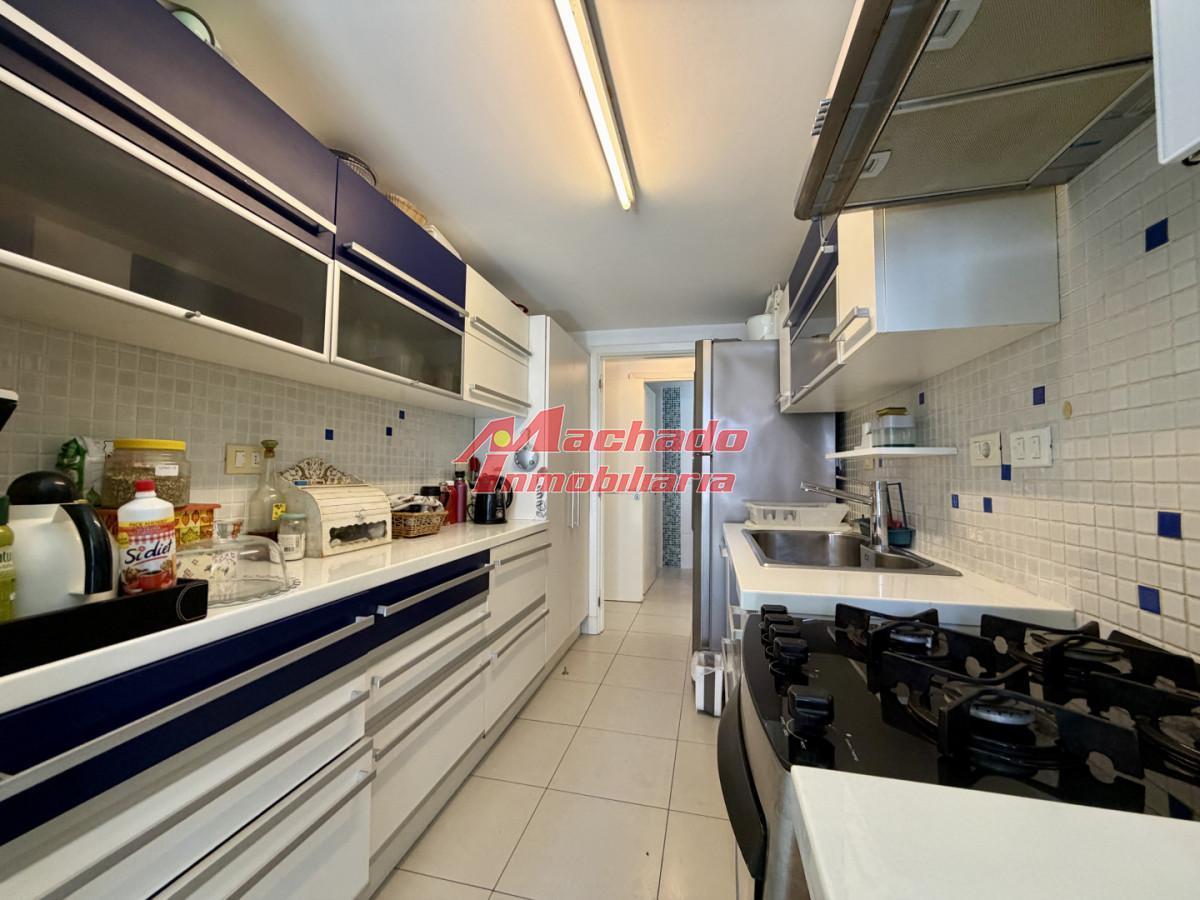 Foto de amplio departamento 3 dormitorios, imagen 4