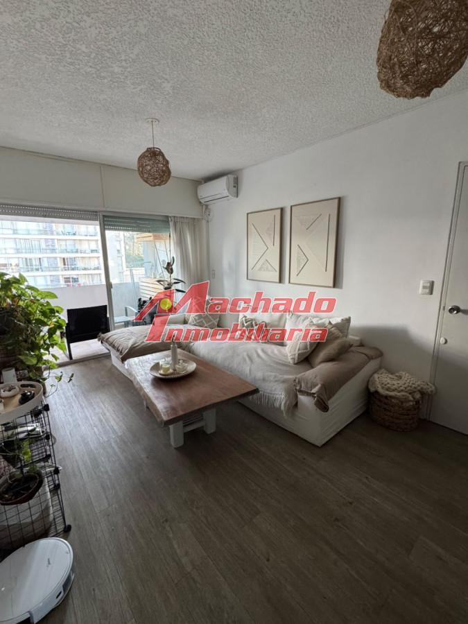 Foto de Apartamento en venta en Av. Roosebvelt, imagen 2