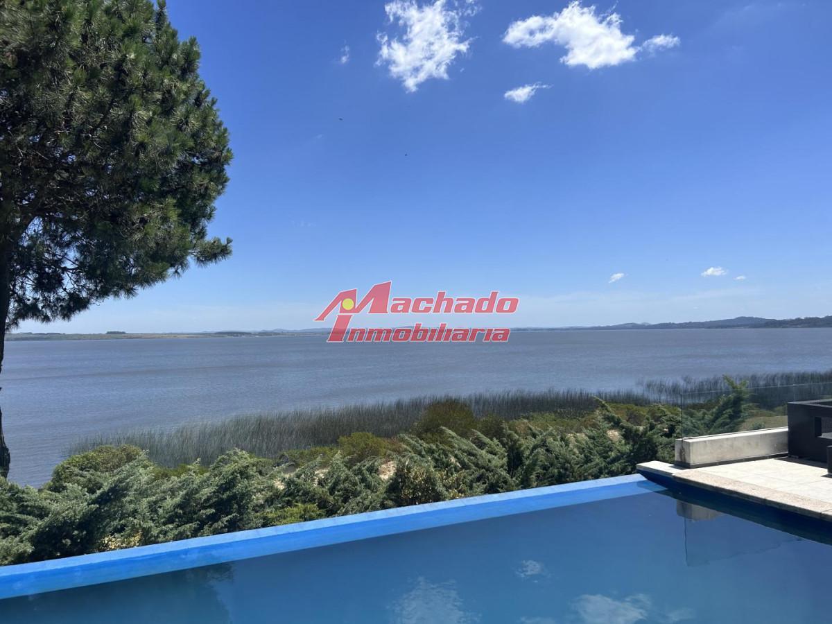Foto de Casa en venta en Club del Lago - Primera linea a la laguna, imagen 5