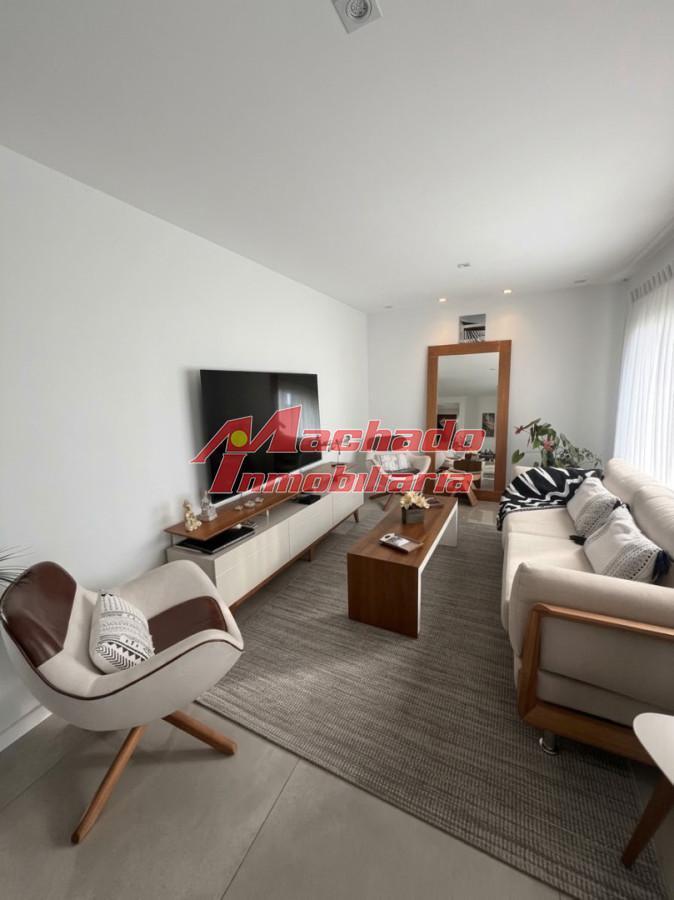 Foto de Casa de 3 dormitorios en venta en Punta del Este., imagen 2