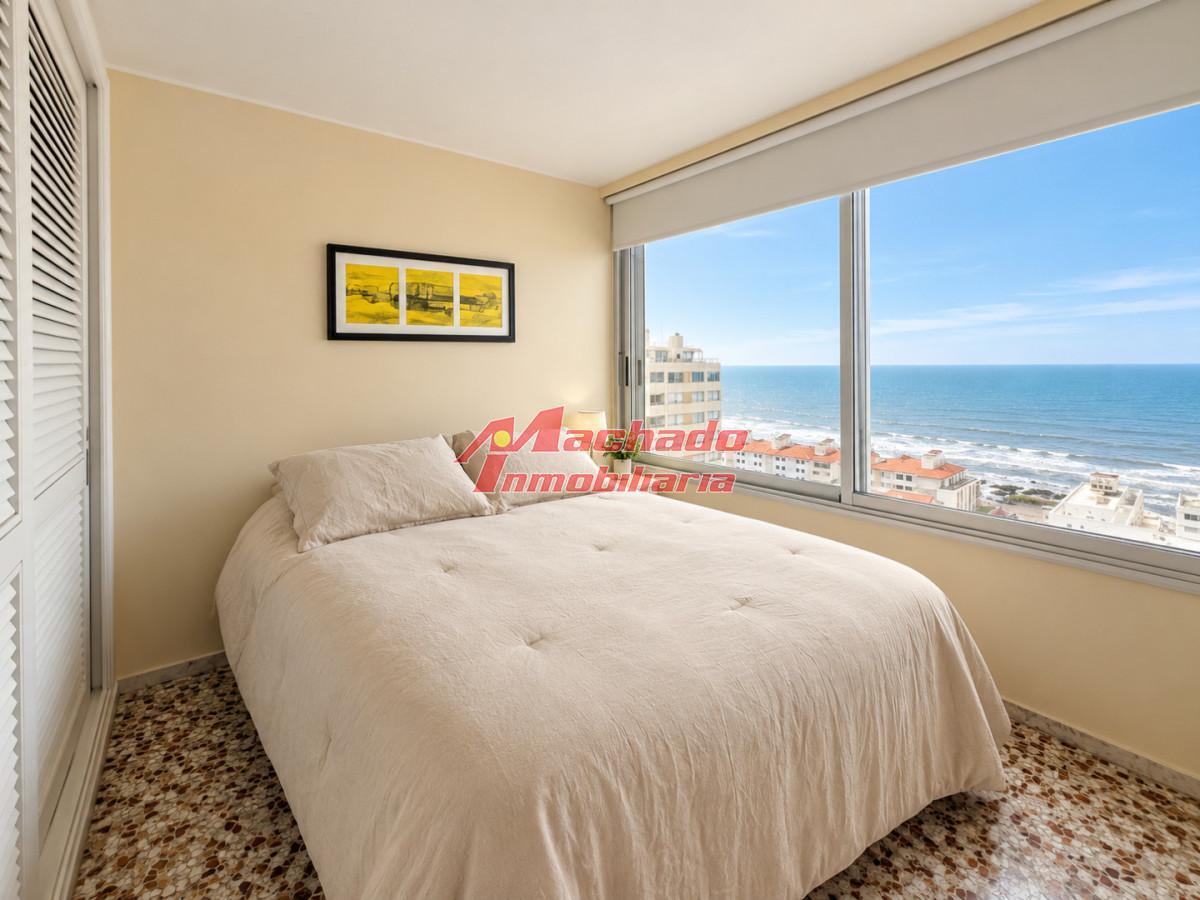 Foto de Apartamento de 1 y medio dormtiorios en Península - Punta del Este, imagen 4
