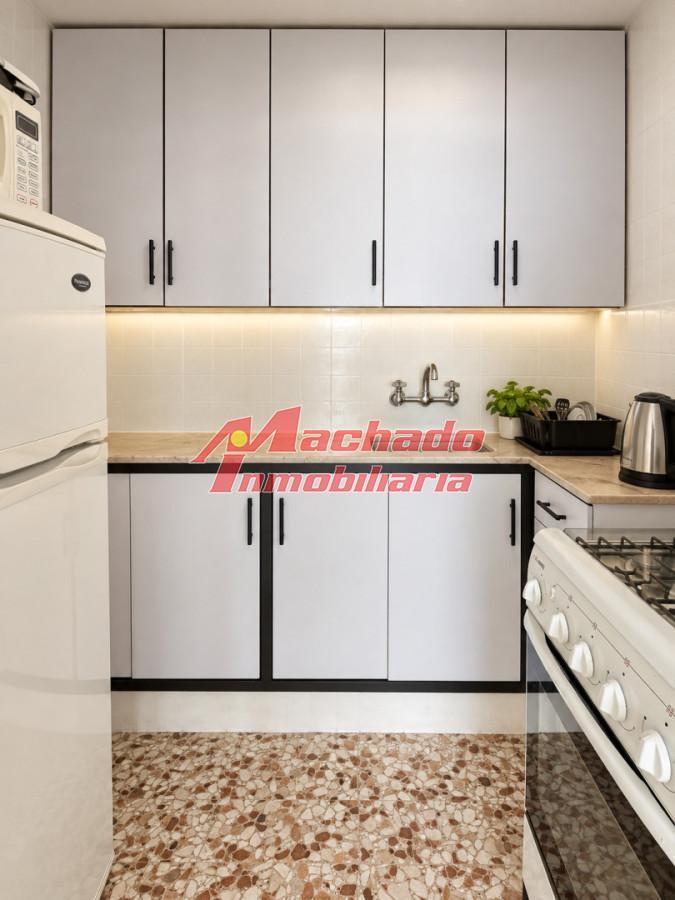 Foto de Apartamento de 1 y medio dormtiorios en Península - Punta del Este, imagen 3