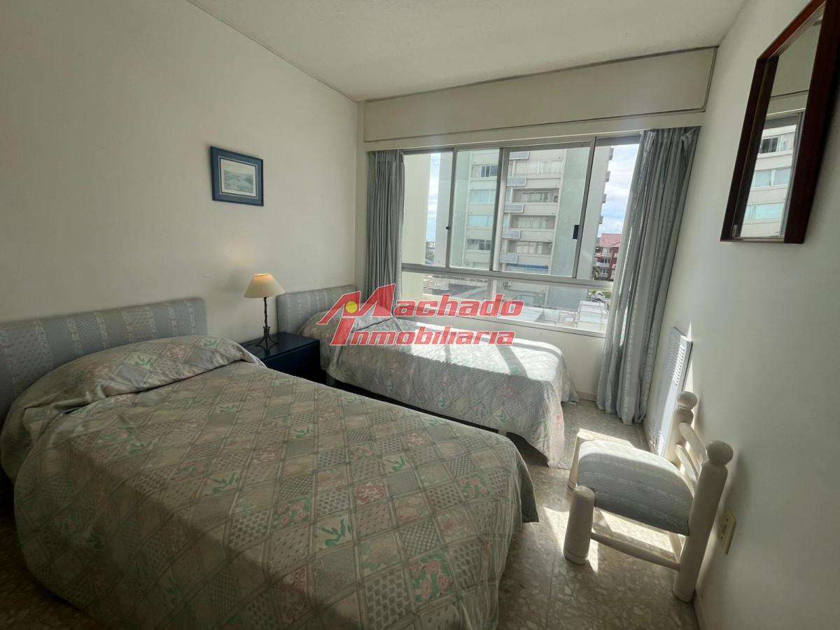 Foto de Apartamento de 3 dormitorios en alquiler , Punta del este . torre de, imagen 3