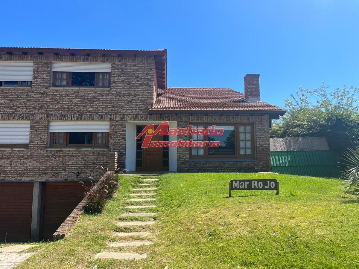 Foto de PUNTA DEL ESTE, CANTEGRIL CASA EN VENTA 2 DORMITORIOS Y MEDIO ,PISCINA, imagen 3