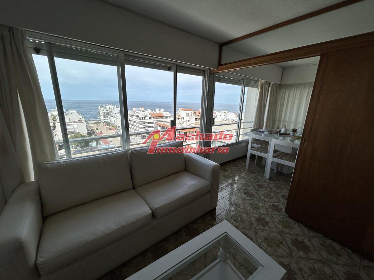 Foto de OPORTUNIDAD Venta Apartamento TORRE VERONA - 2 dormitorios y medio, imagen 2