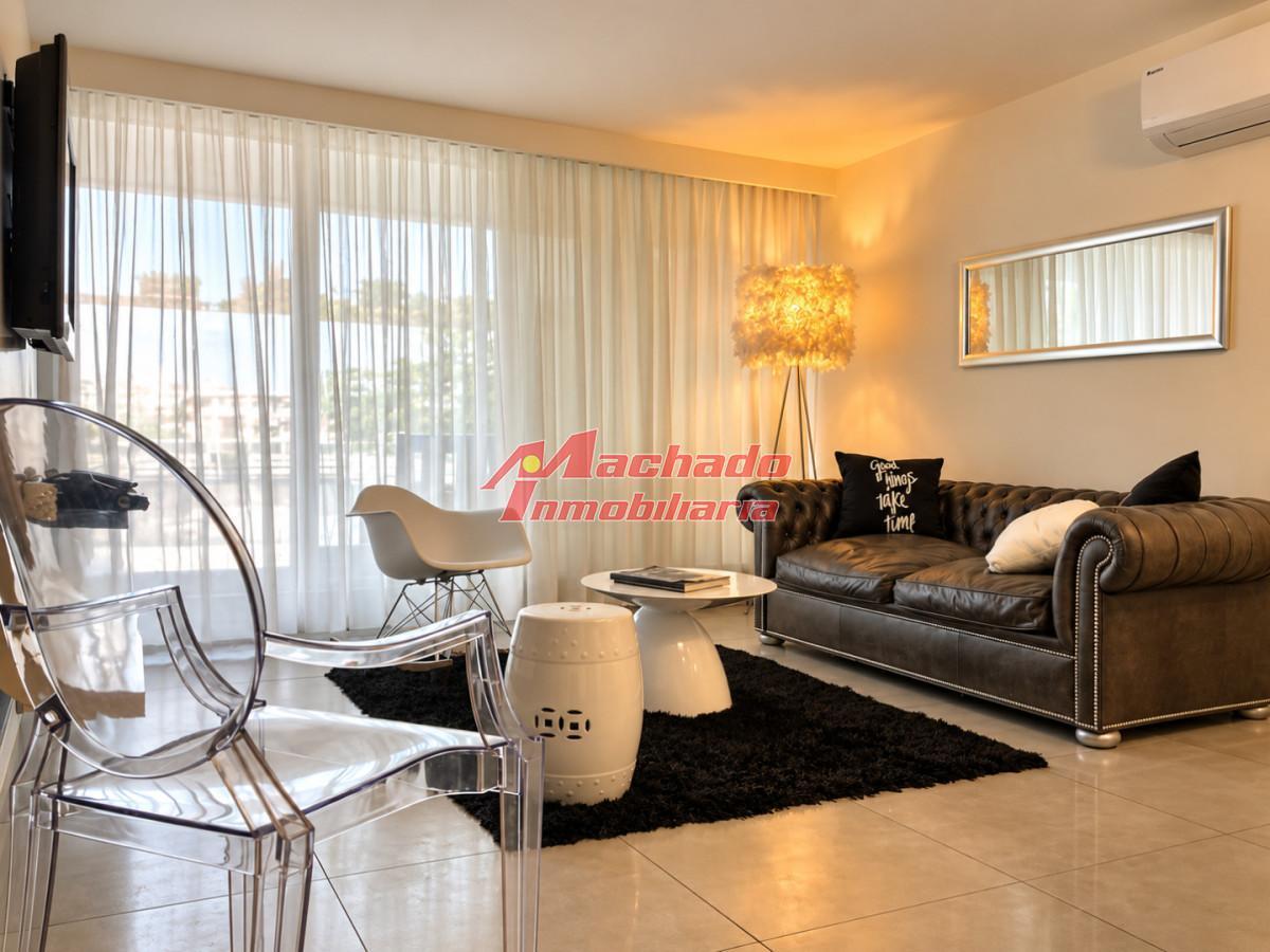 Foto de Apartamento de 1 Dormitorio y medio con Terraza Privada de 100 m² en, imagen 5