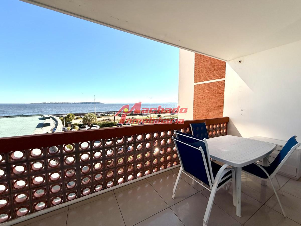 Foto de Alquiler de departamento en primera línea., imagen 1