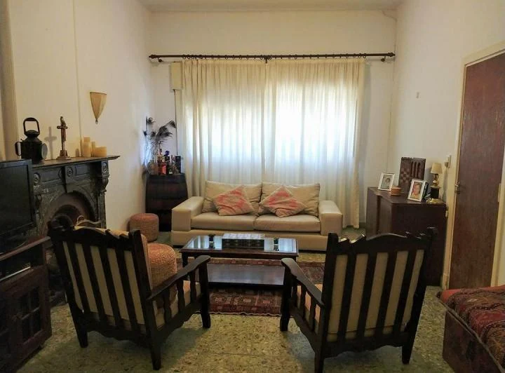 Venta dueño directo casa 7 ambientes en Olivos 2