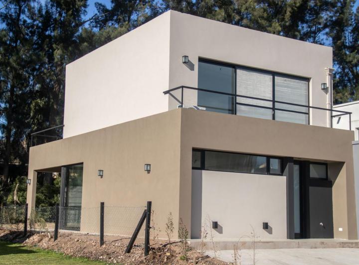 ALQUILER CASA TRES AMBIENTES 1