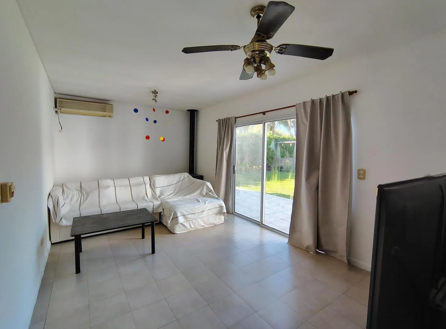 Casa 4 ambientes barrio privado Las Condes 4