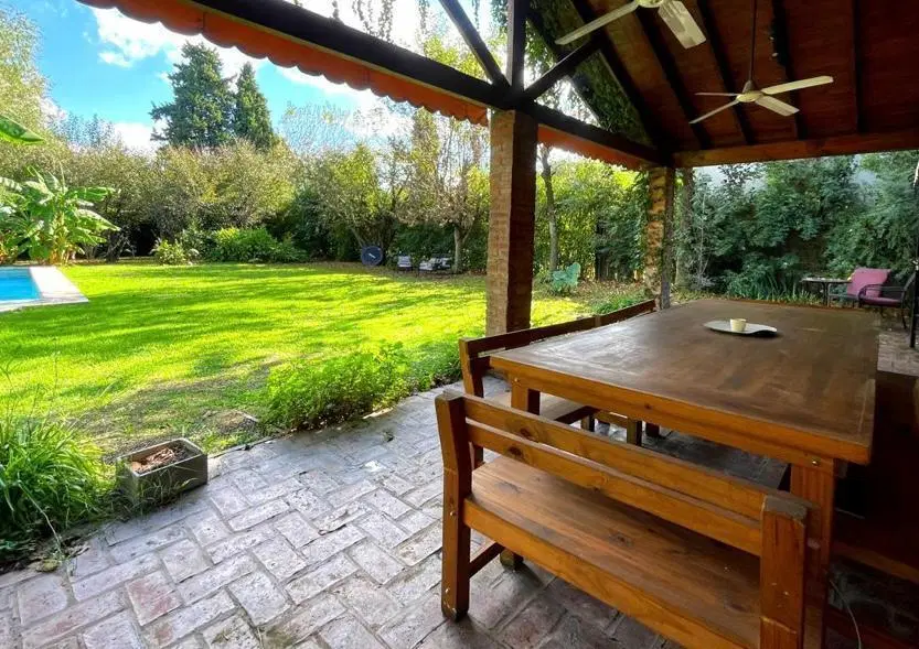 Casa en venta barrio Mirasoles Pilar 4