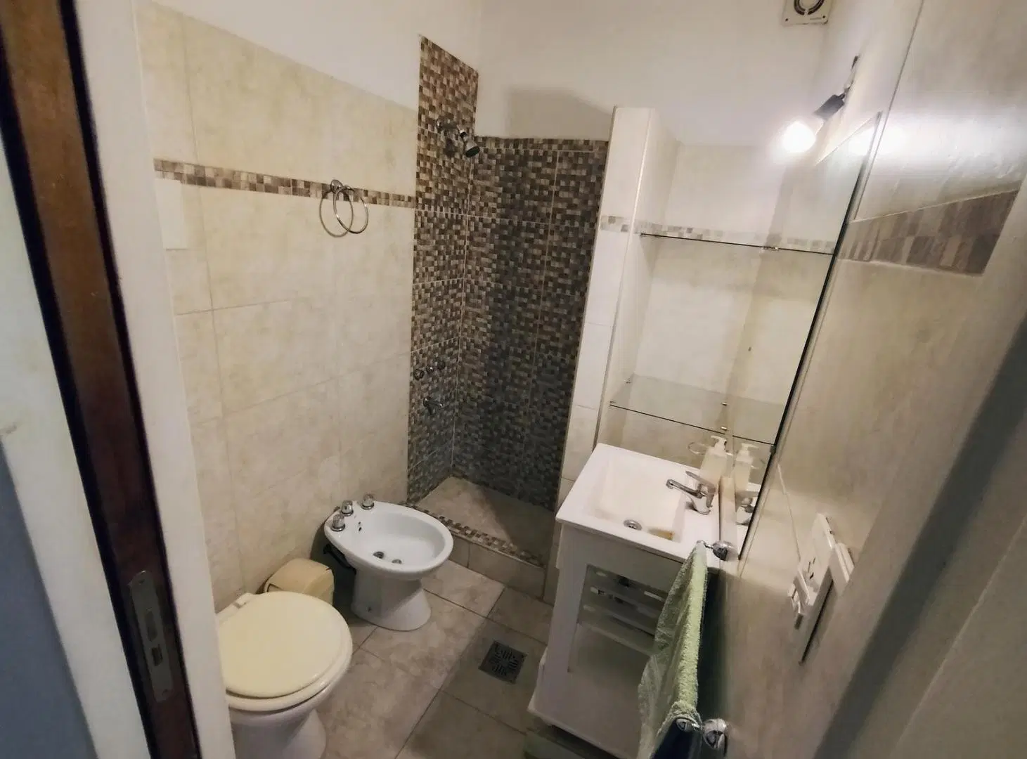 Casa Quinta en Barrio Los Mirasoles – Pilar - km50 8