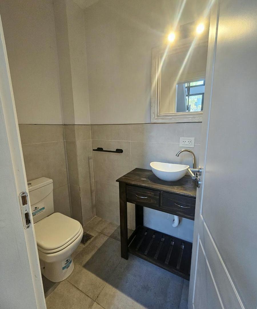 Foto de Venta Duplex 3 ambientes Todo Amoblado Barrio Las Margaritas, imagen 3