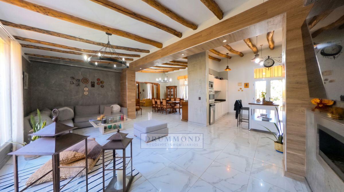 Foto de VENTA CASA Y DEPARTAMENTO VISTALBA MENDOZA, imagen 1