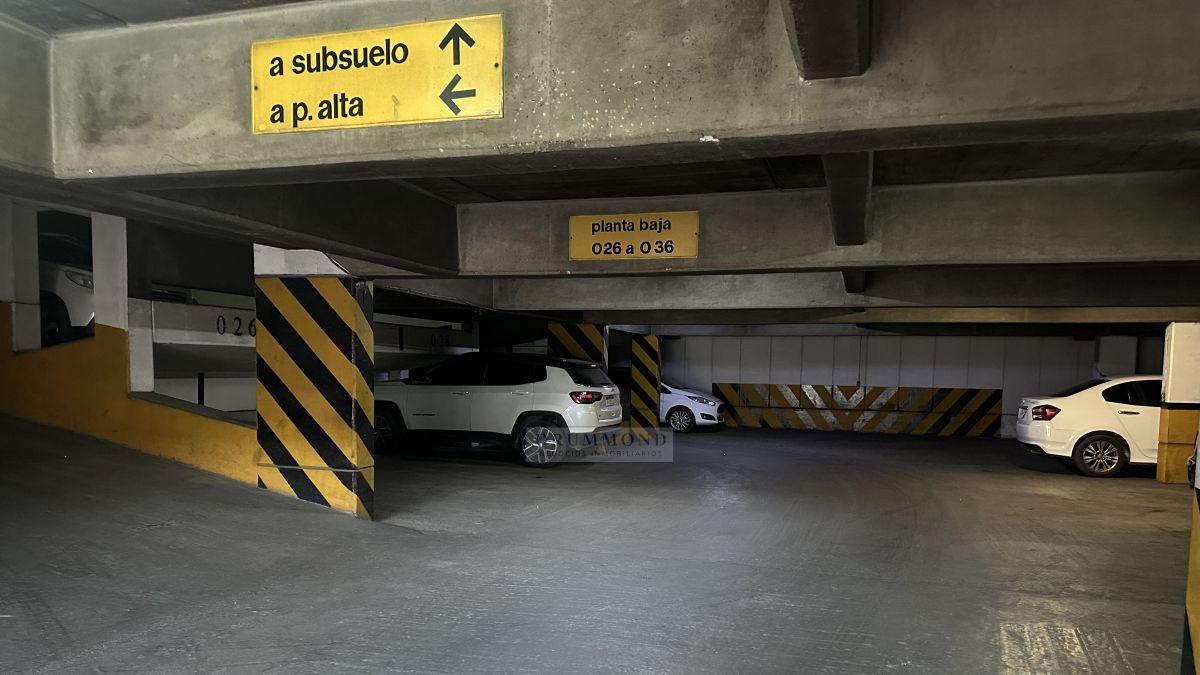 Foto de Venta cochera céntrica cerca a plaza España, imagen 2