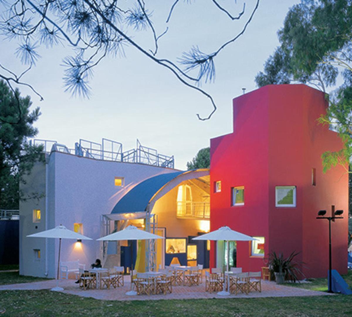 Lote con proyecto Clorindo Testa en venta
