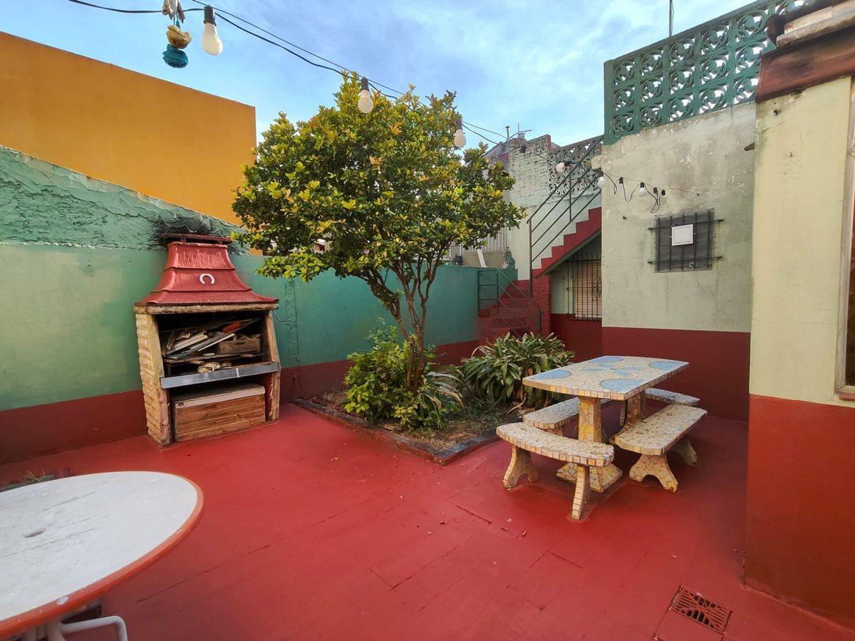 VENTA PH CON PATIO, JARDIN Y TERRAZA SIN EXPENSAS