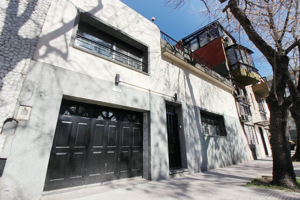 Venta Casa  Parque Patricios Garaje APTO CREDITO