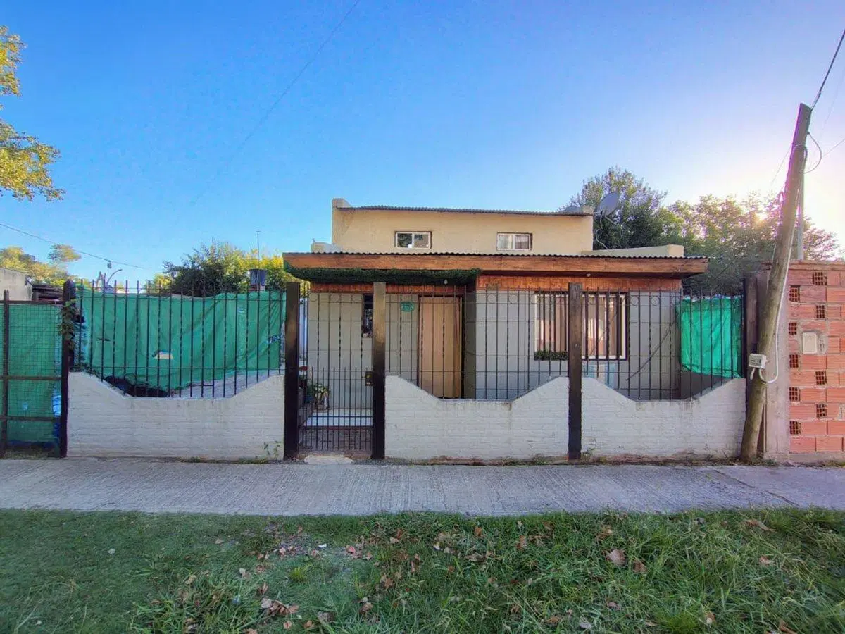 VENTA CASA DUPLEX OPORTUNIDAD GRAL RODRIGUEZ 2