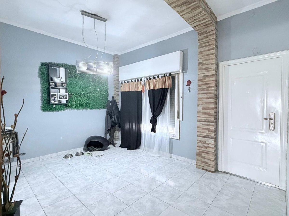Foto de VENTA CASA 3 AMBIENTES CON PH DE 3 AMB EL PALOMAR, imagen 2