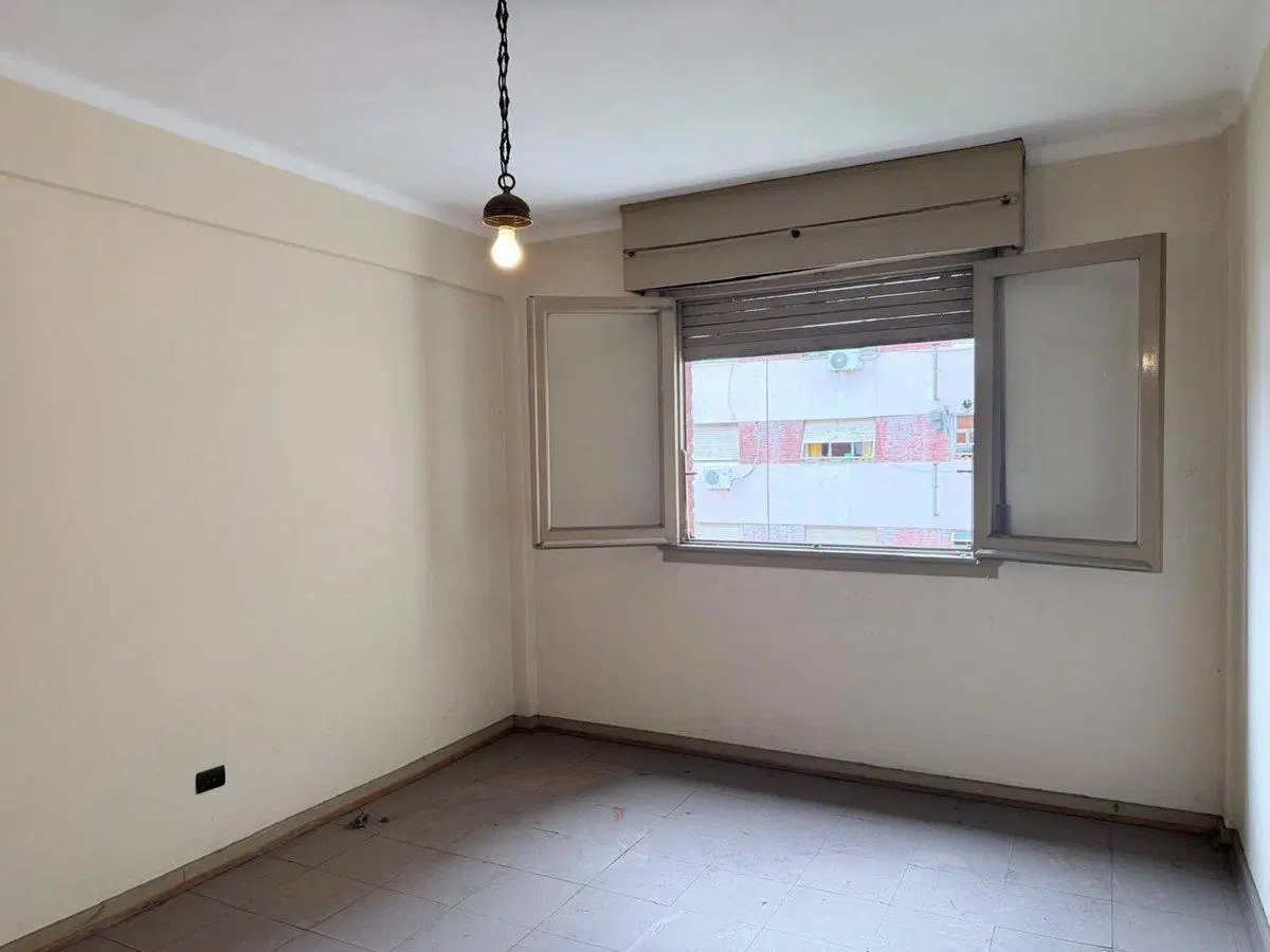 Venta Departamento 3 Amb A RECICLAR La Boca 4