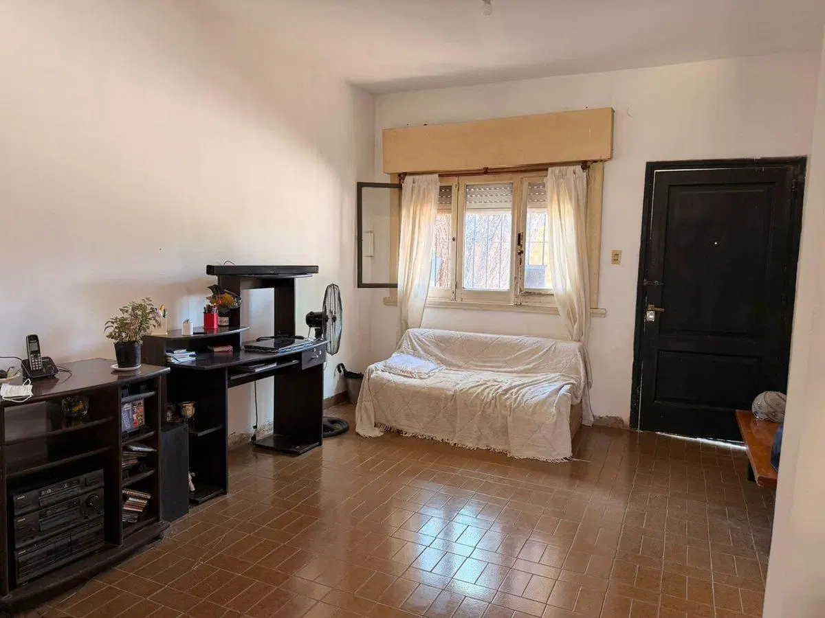Venta Casa 3 ambientes en GRAN terreno 365 m2 5