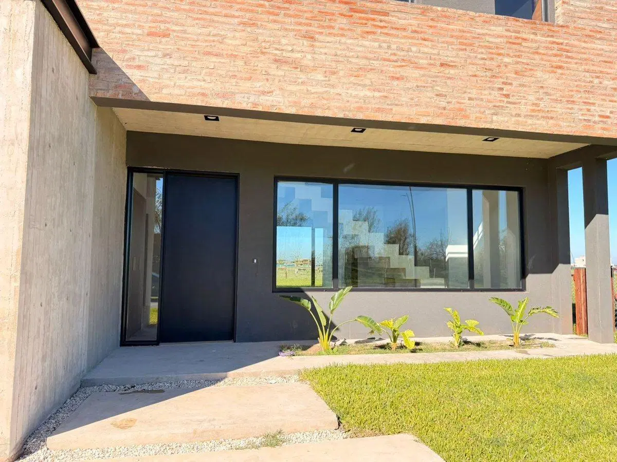 VENTA a ESTRENAR 5 amb Puertos del Lago 2