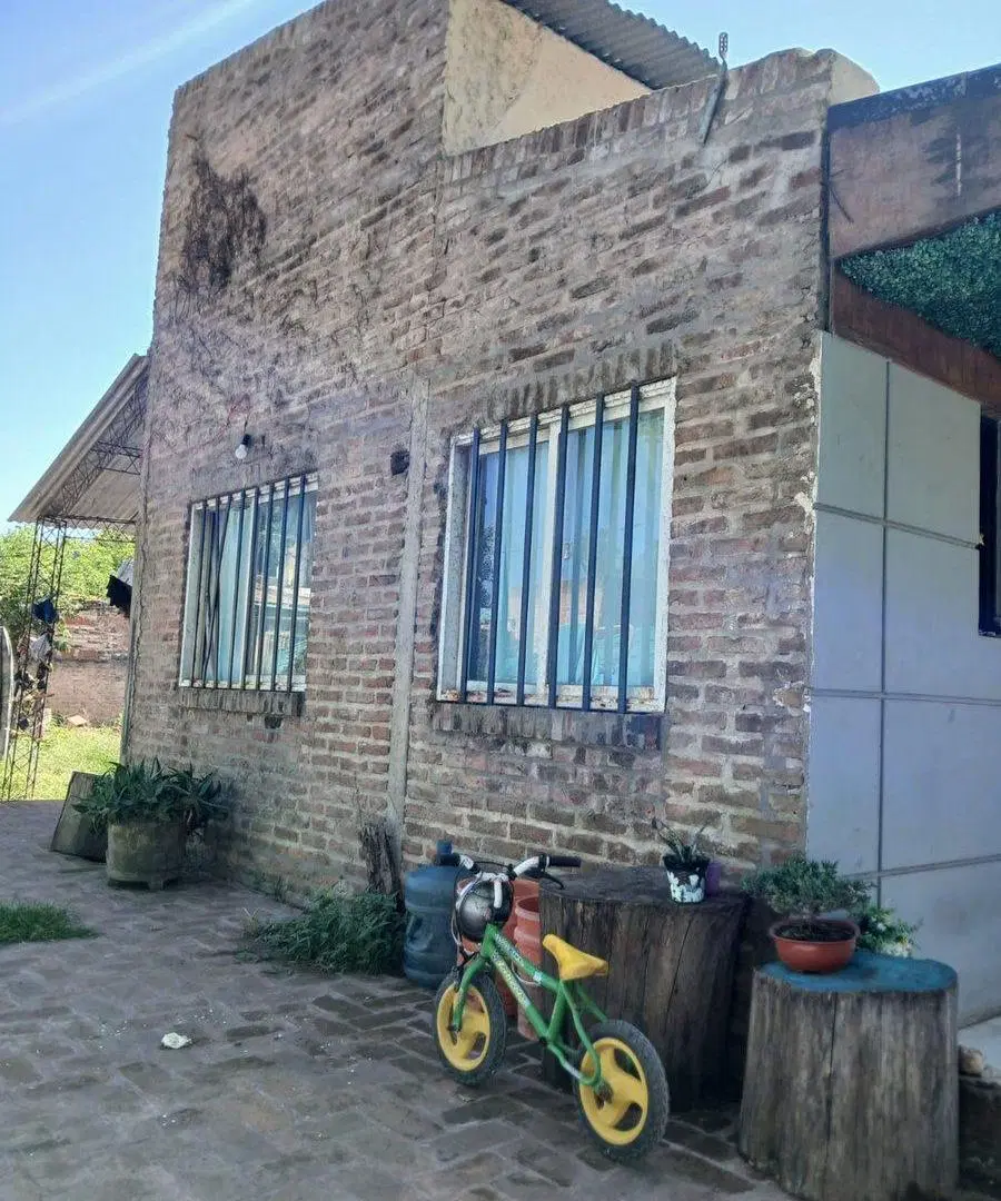 VENTA CASA DUPLEX GRAL RODRIGUEZ 5