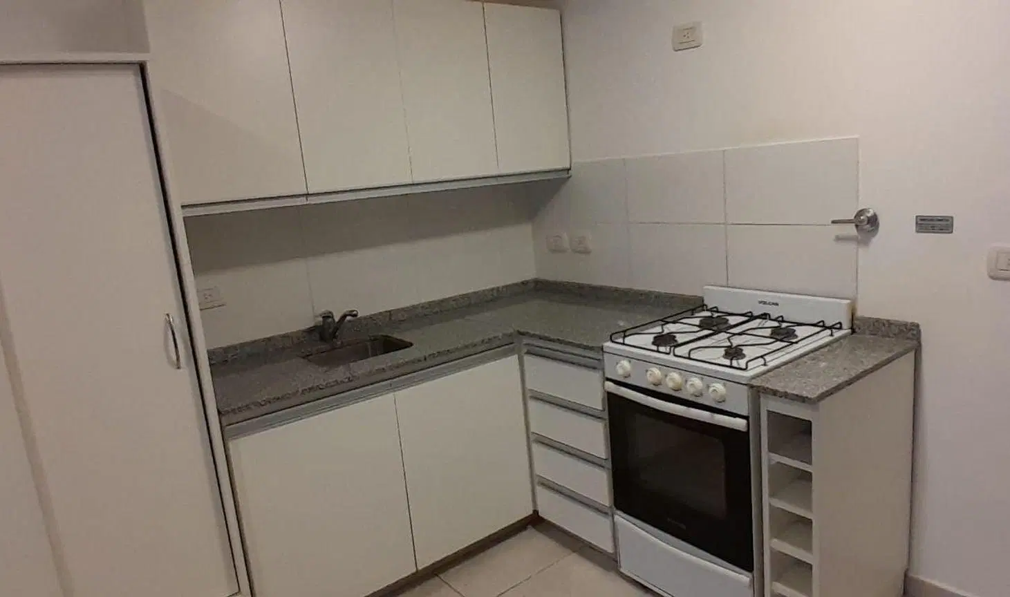 DEPARTAMENTO MONOAMBIENTE EN ALQUILER EN CABALLITO 3