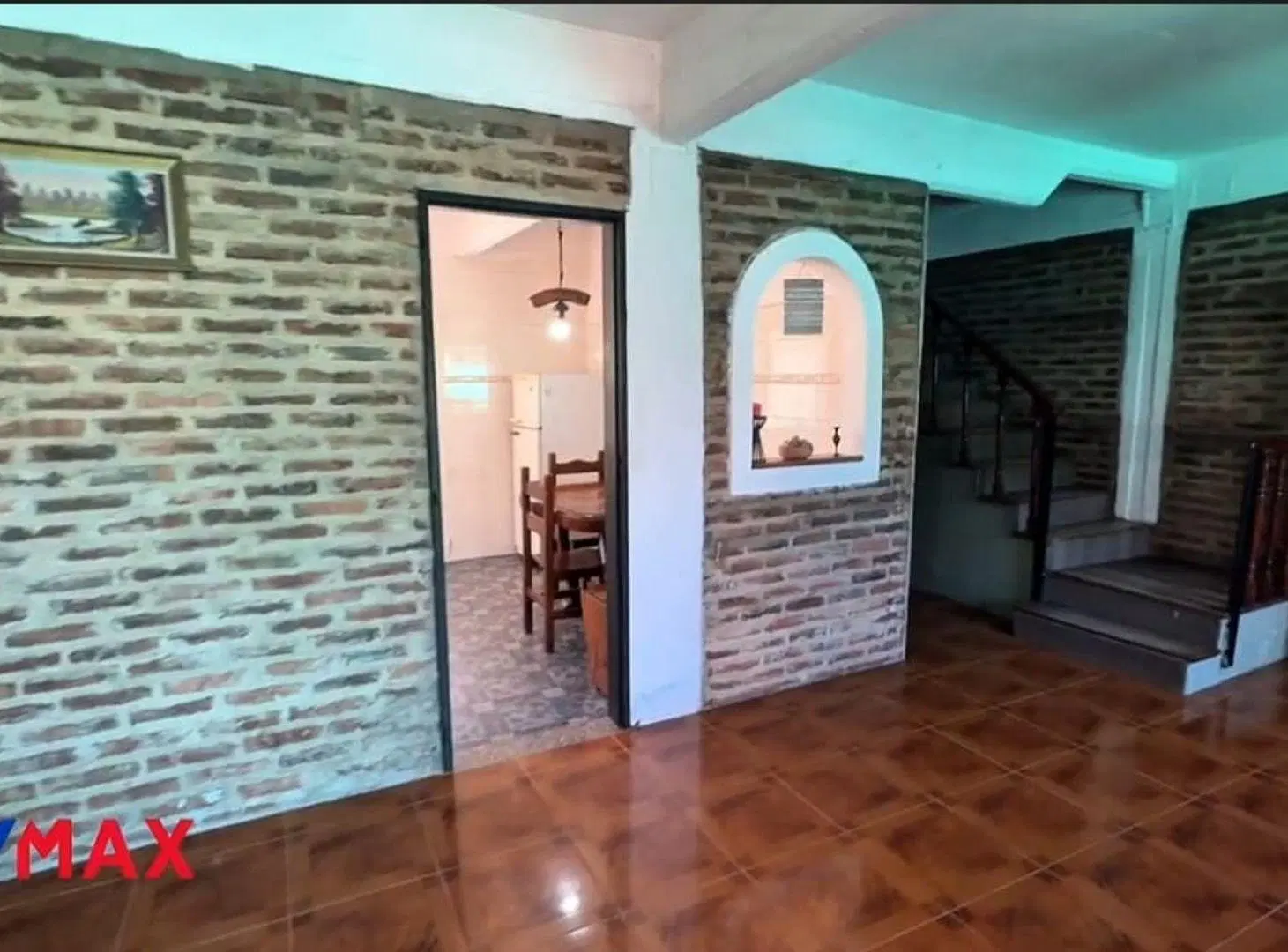 Muy Buena casa en el centro de Garin 5