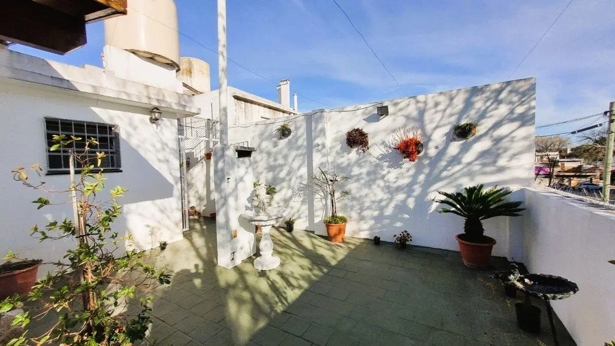 PH 3 AMB FTE C/BALCON, TERRAZA, QUINCHO Y PARRILLA 2