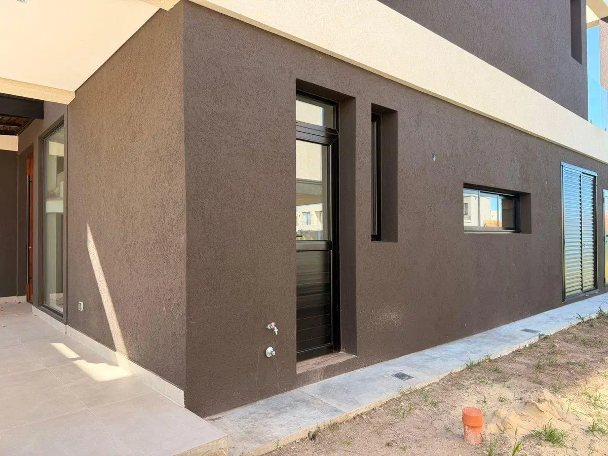 VENTA CASA A ESTRENAR - 5 AMB PUERTOS DEL LAGO 5