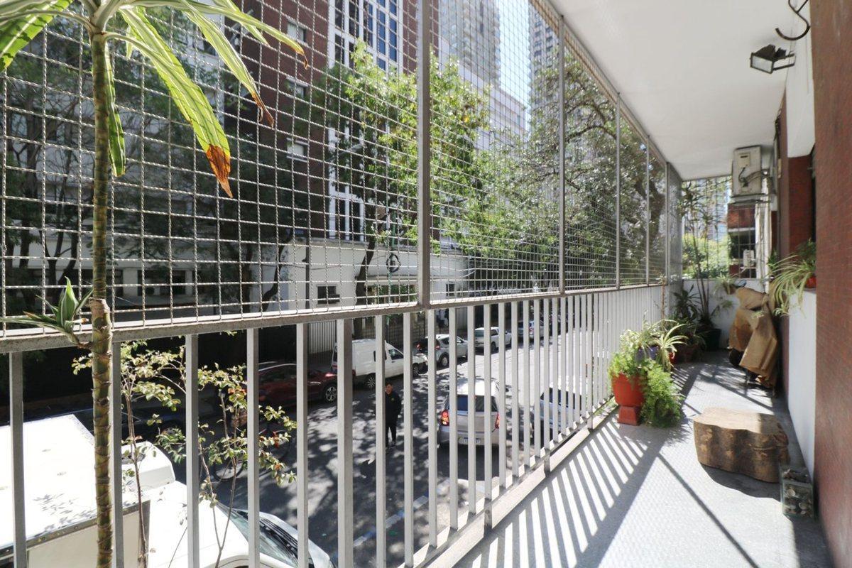 Foto de VENTA Semipiso en PALERMO 4 amb con balcón, imagen 3