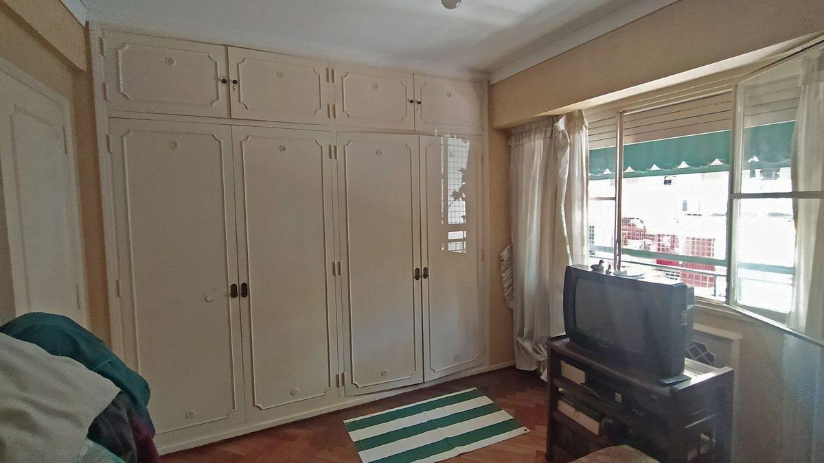 Foto de VENTA ALMAGRO 4 AMB FRENTE/ BALCON, imagen 5
